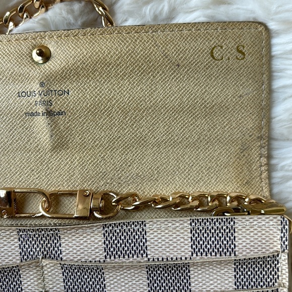 🤍🩶 Louis Vuitton Damier Azur Sarah Wallet - Picture 3 of 16